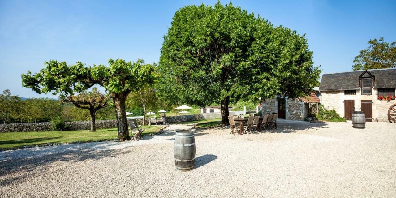 Chambres Et Table D'Hotes La Panacee Cuzance Exterior photo